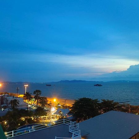 Dragon Beach Resort , Jomtien Beach Pattaya 外观 照片