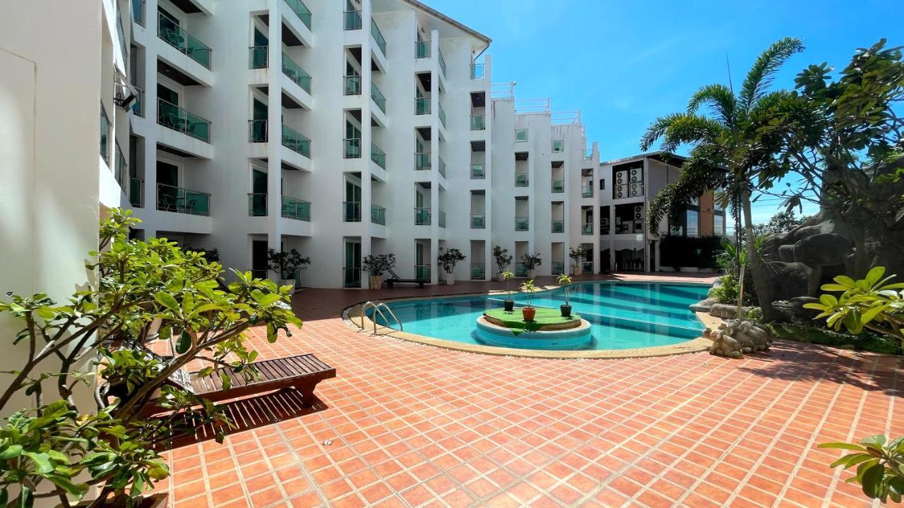 Dragon Beach Resort , Jomtien Beach Pattaya 外观 照片