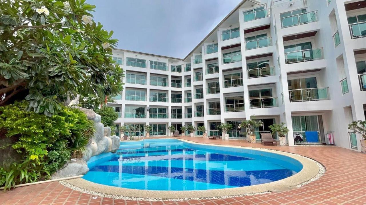 Dragon Beach Resort , Jomtien Beach Pattaya 外观 照片