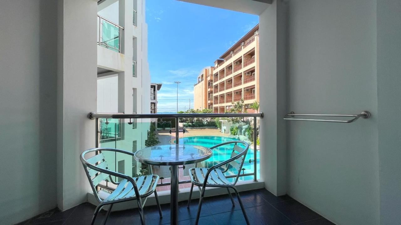 Dragon Beach Resort , Jomtien Beach Pattaya 外观 照片