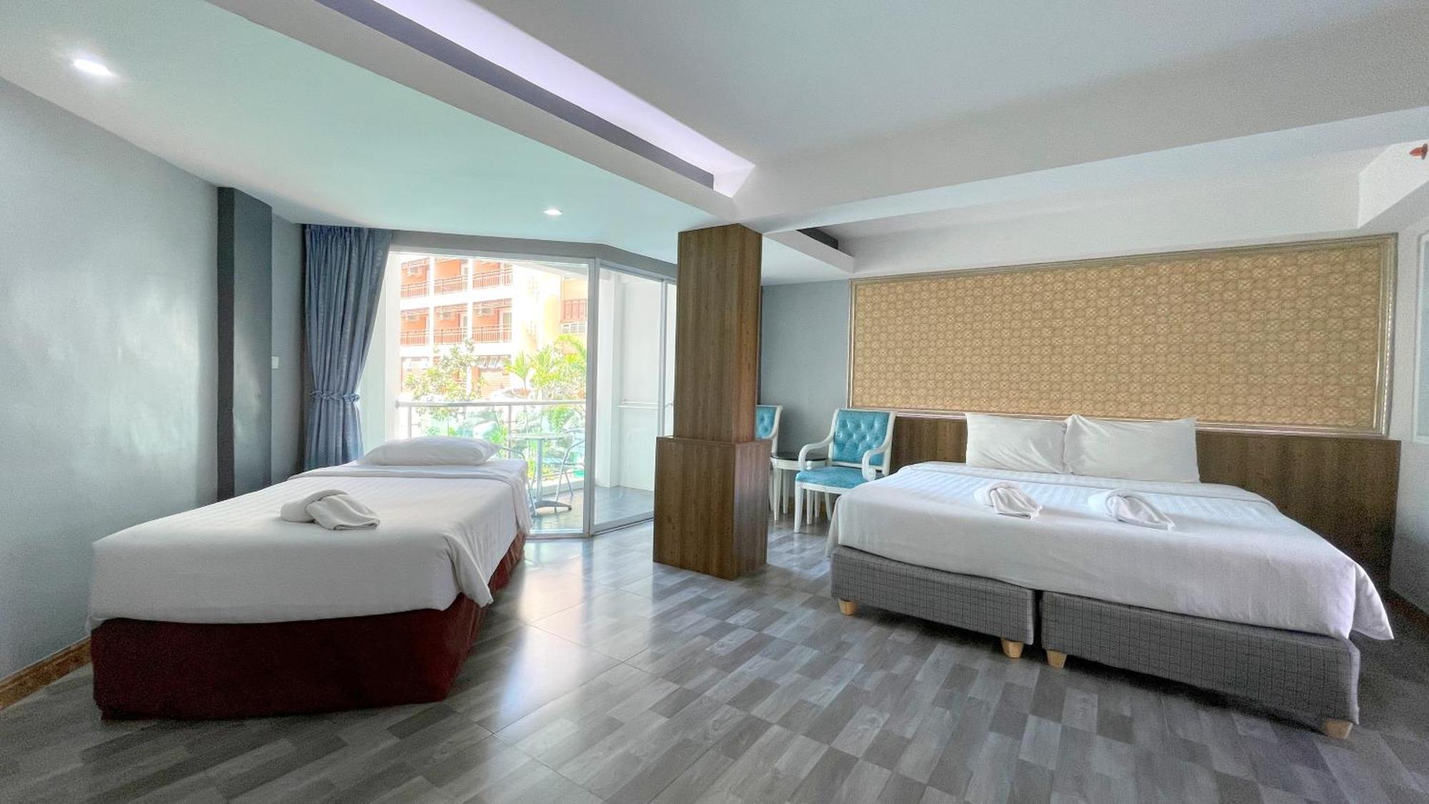 Dragon Beach Resort , Jomtien Beach Pattaya 外观 照片