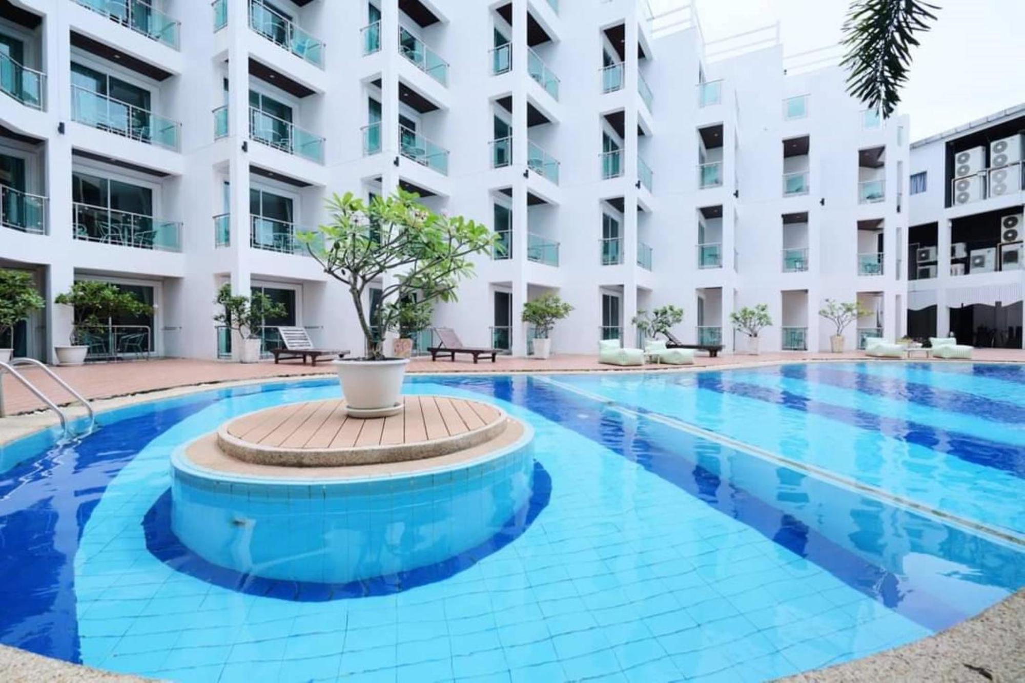 Dragon Beach Resort , Jomtien Beach Pattaya 外观 照片